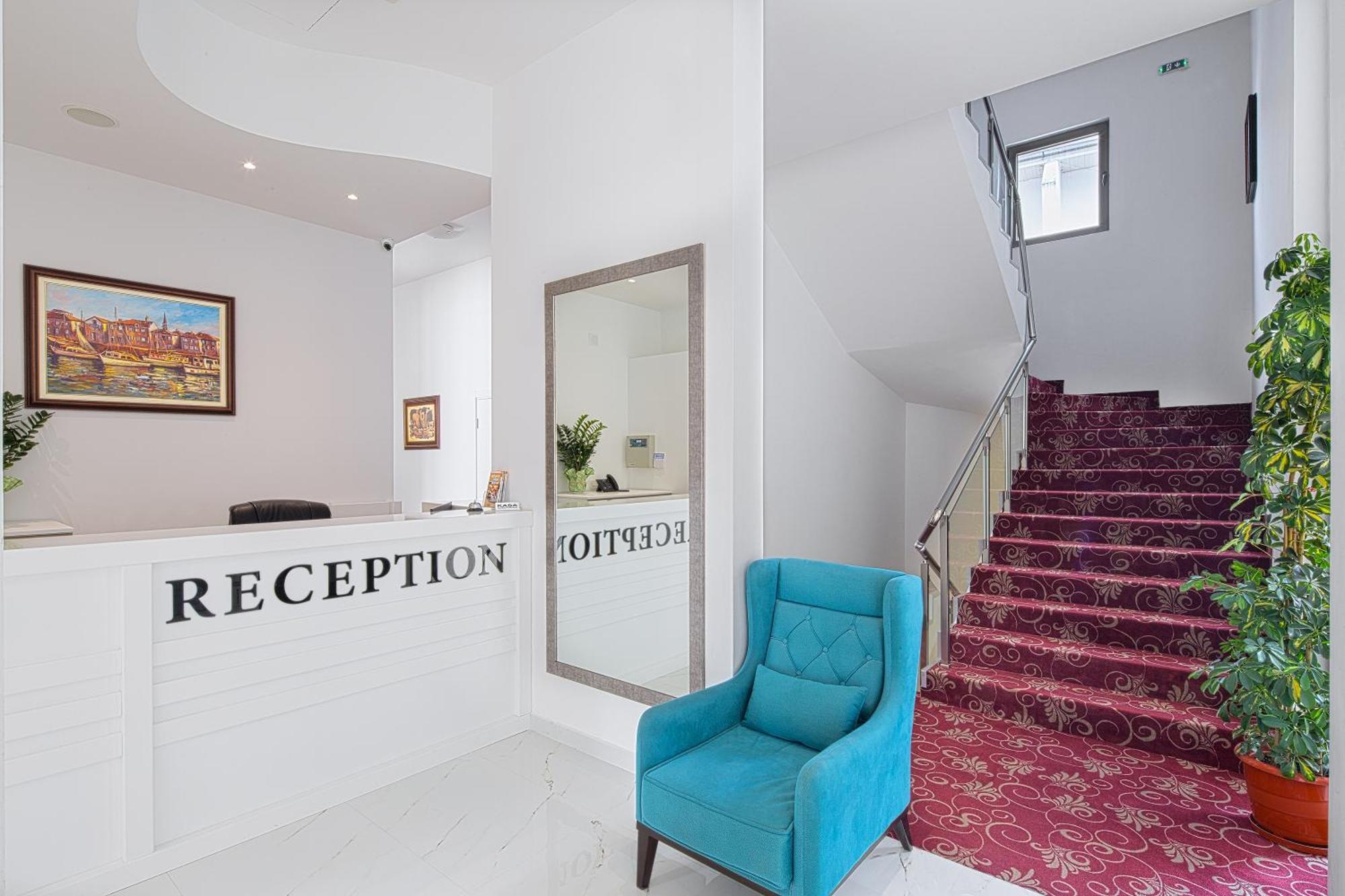 Hotel Pozzo Budva Luaran gambar