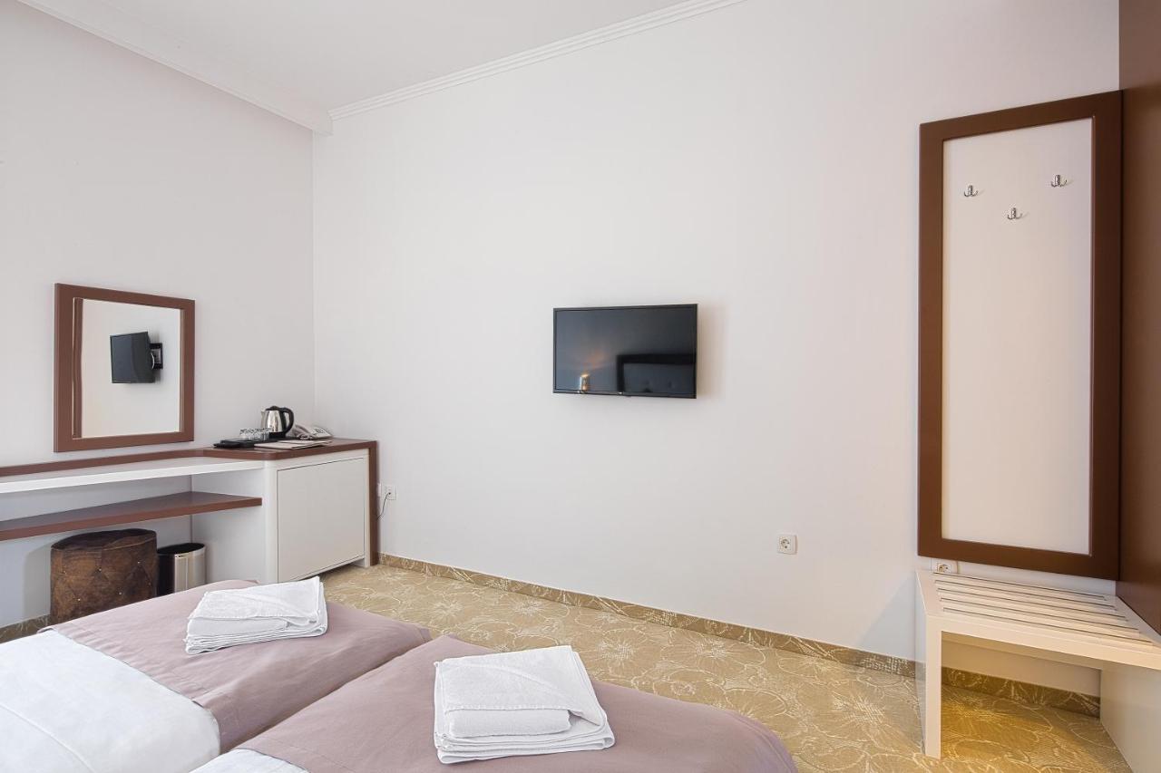 Hotel Pozzo Budva Luaran gambar